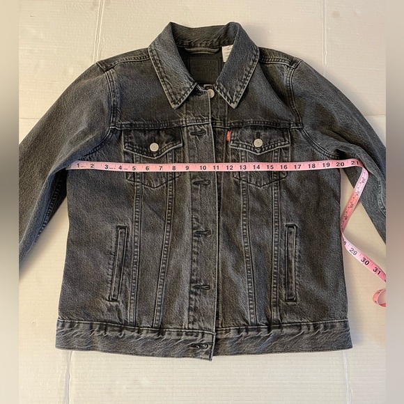 Levi's Original Black Denim Trucker Jacket - Picture 3 of 8